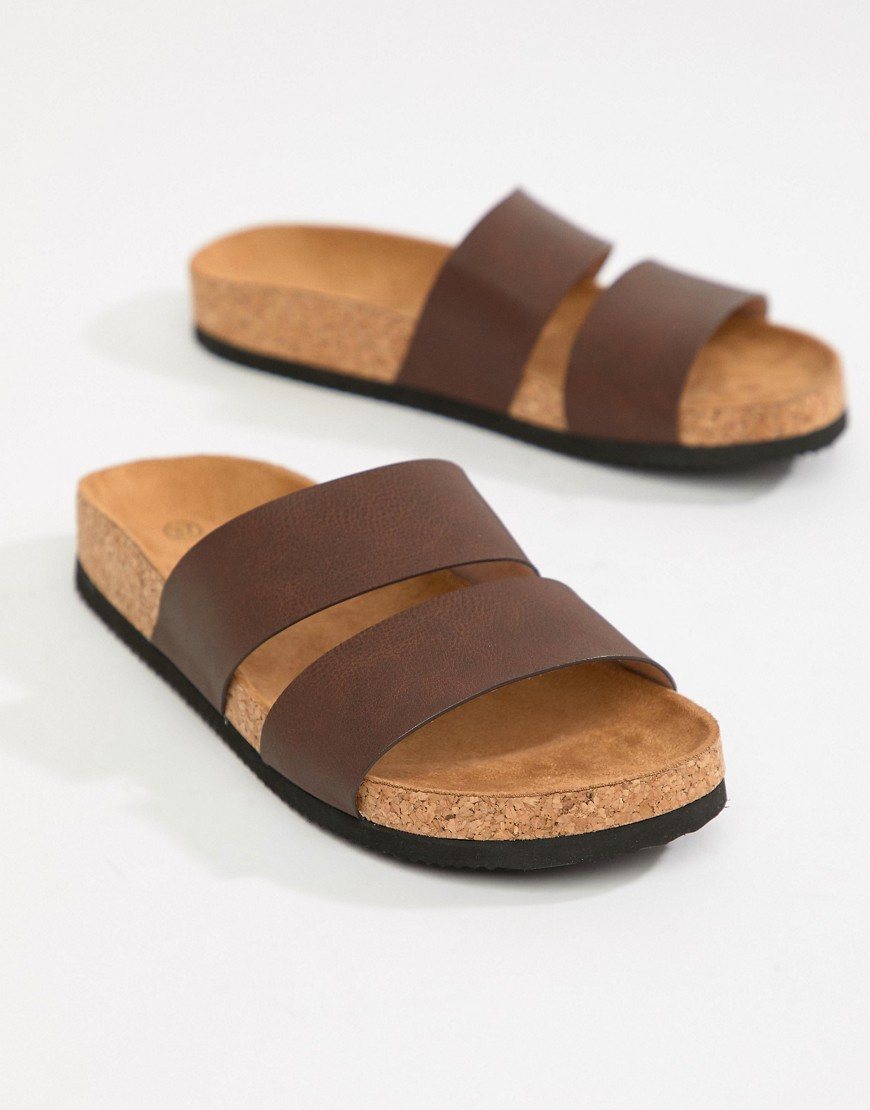 Imagen principal de producto de Sandalias con doble tira en marrón de Monki - Monki