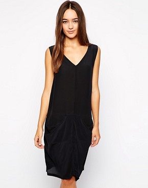 Minimum Sleeveless Dress With Ruched Detail 
