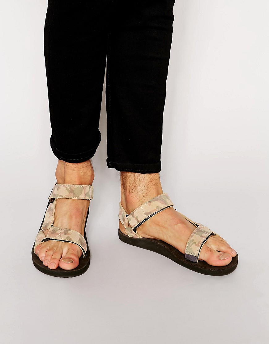 Teva | Teva Original Universal Camo Sandals at ASOS