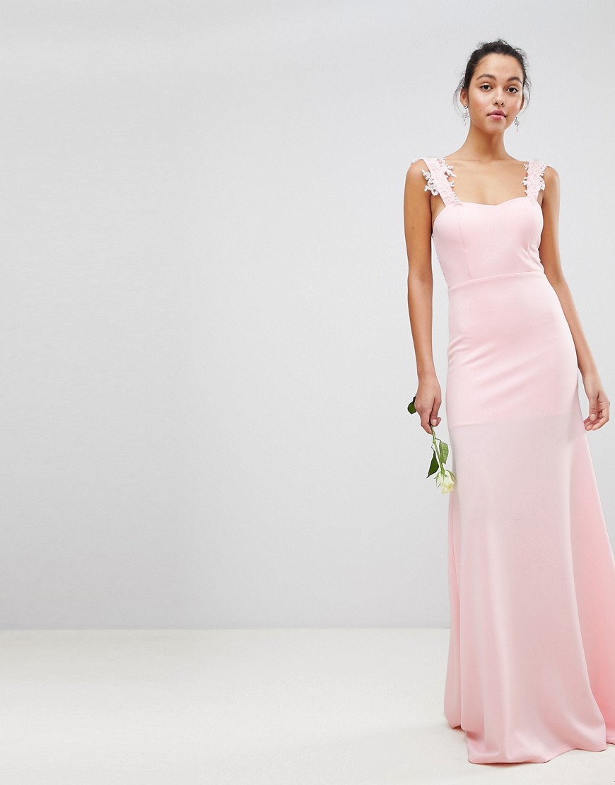 Imagen principal de producto de Vestido largo con escote palabra de honor y detalle de aplicación de encaje bordado Bridesmaid de Club L - Club L