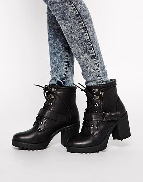 New Look Cookie Black Lace Up Boots