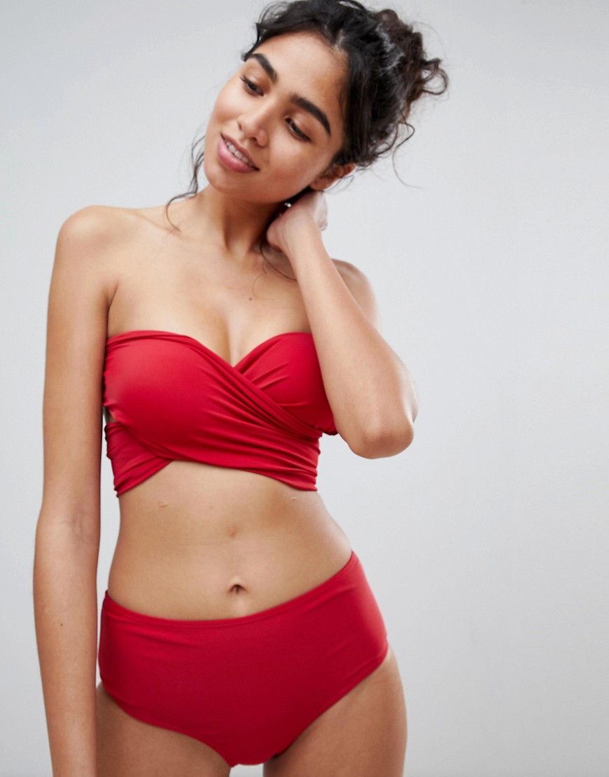 Imagen principal de producto de Conjunto de bikini con diseño cruzado en rojo de South Beach - South Beach