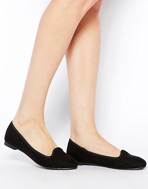 Imagen 1 de Zapatos slippers planos en color negro Jig de New Look