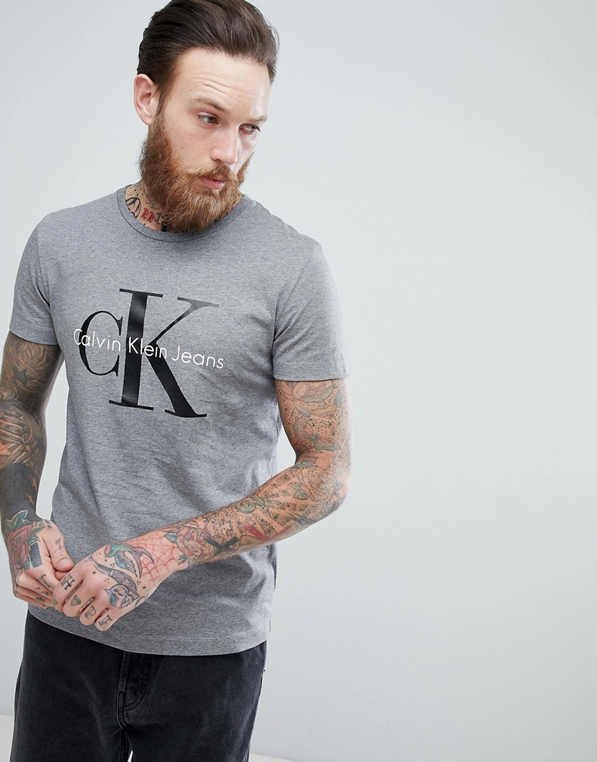Футболка Calvin Klein Jeans Re-Issue - Серый