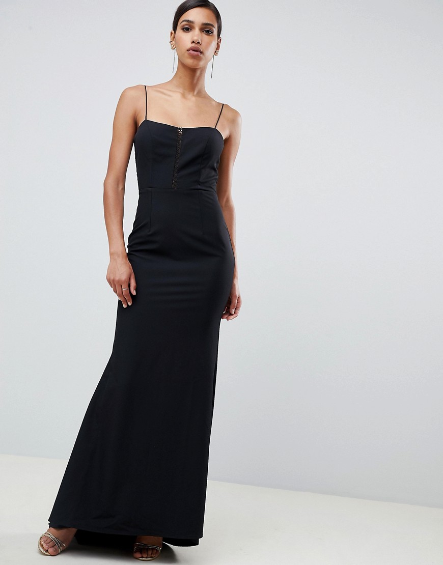 Imagen principal de producto de Vestido largo de tirantes en negro con aplicación de encaje y cola de Jarlo - Jarlo