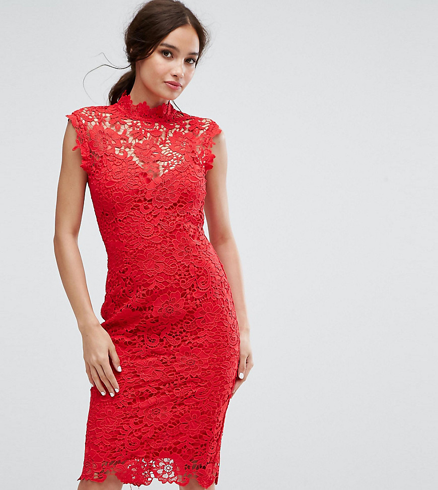 Платье  - Красный цвет