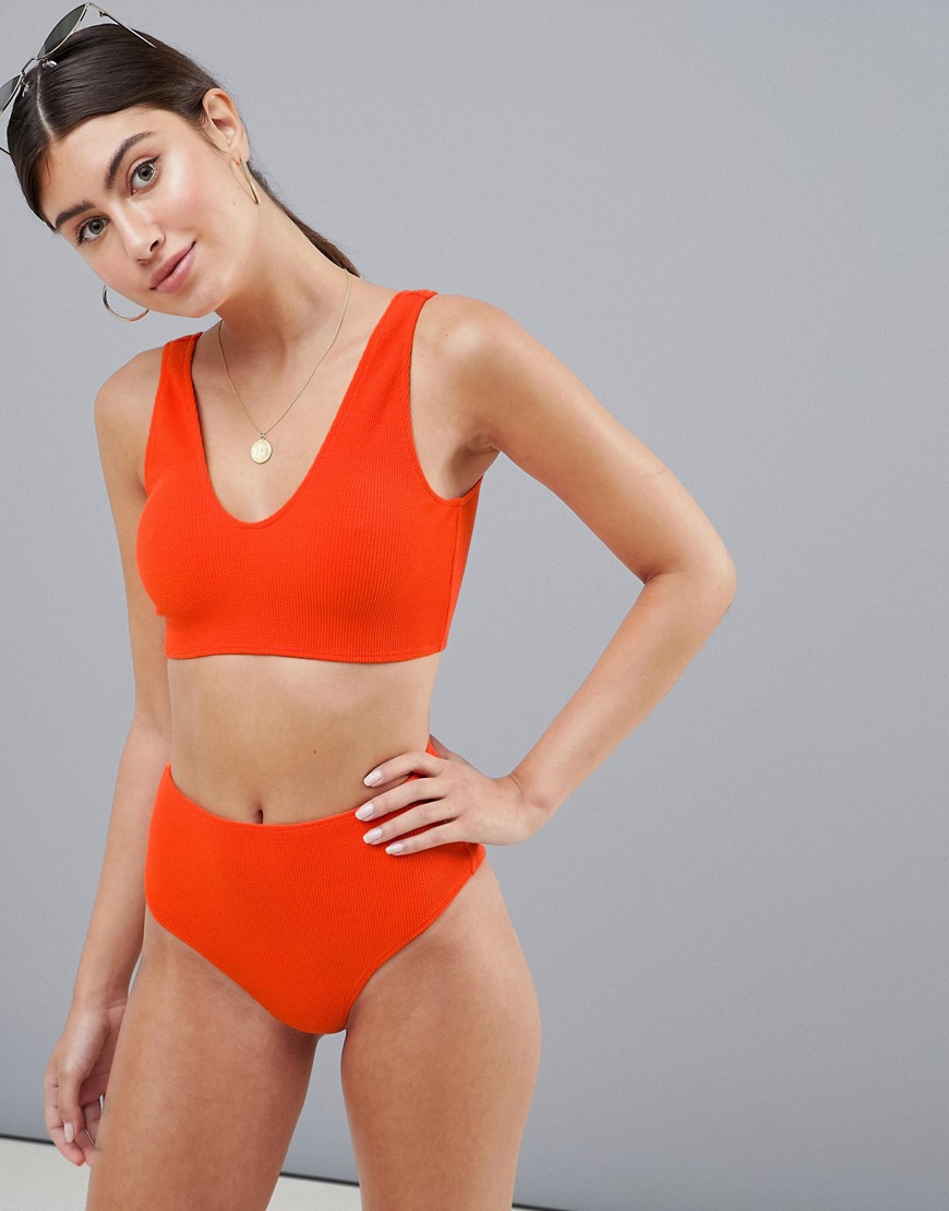 Imagen principal de producto de Top de bikini con diseño arrugado de Noisy May - Noisy May