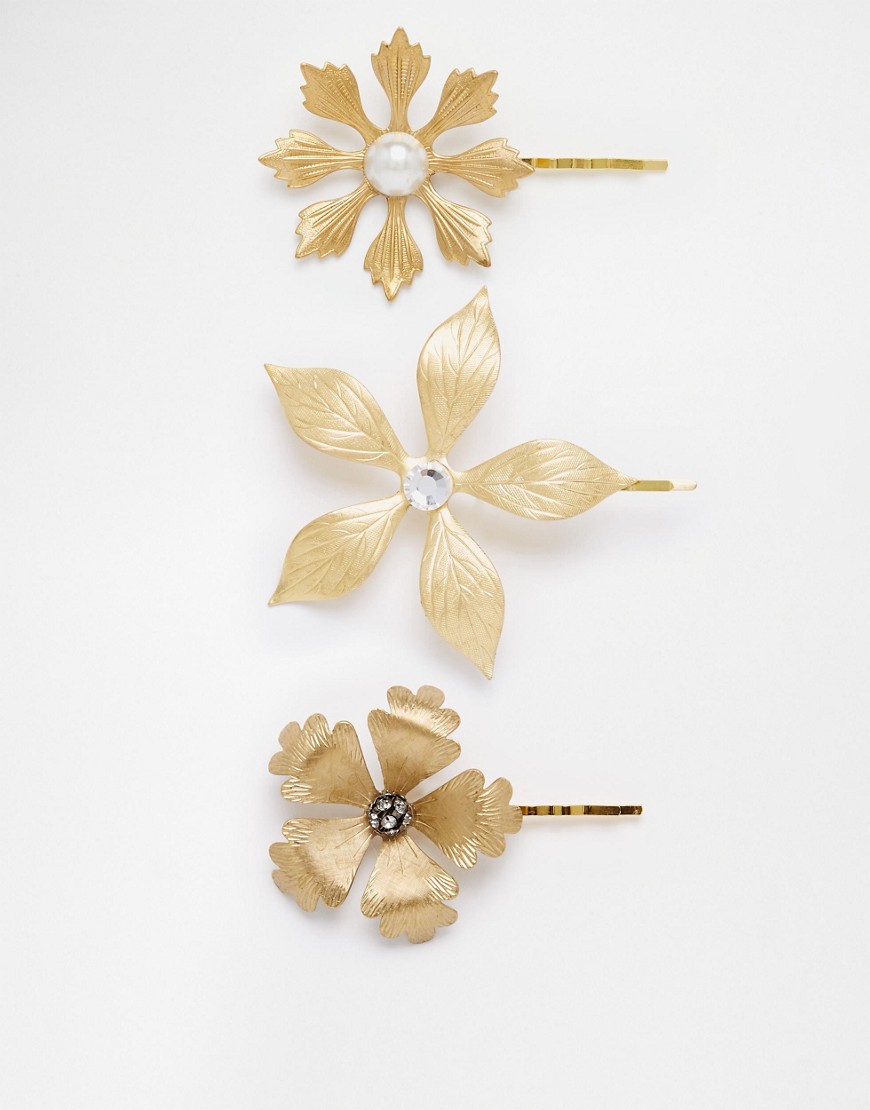 Image 3 of Olivia The Wolf Golden Flower Hair Pins