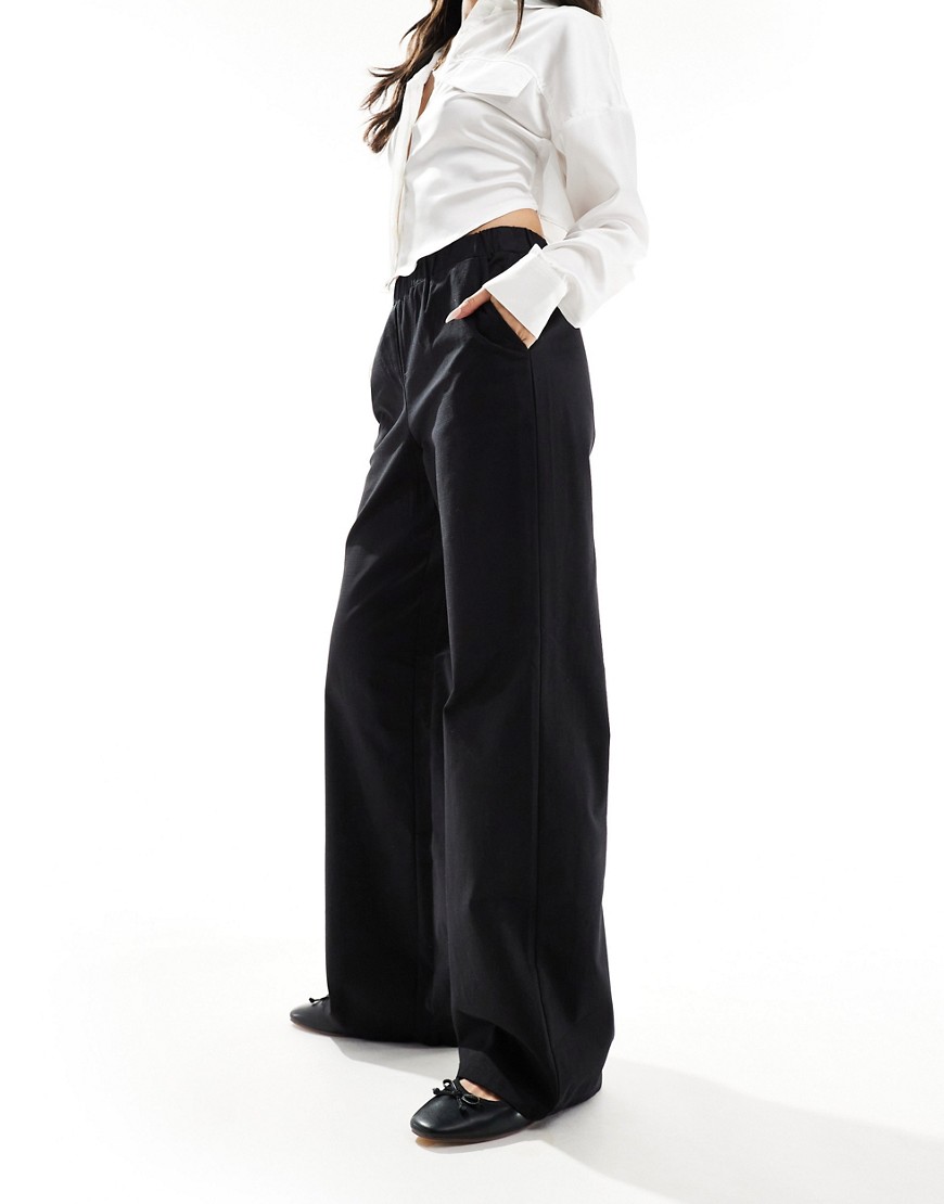 4th & Reckless linen look wide leg trousers in black