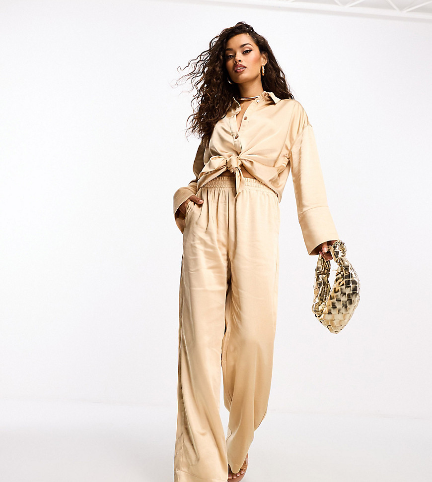 4th & Reckless Petite exclusive satin wide leg trouser co-ord in camel-Neutral