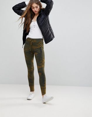 Abercrombie & Fitch Camo Jogger