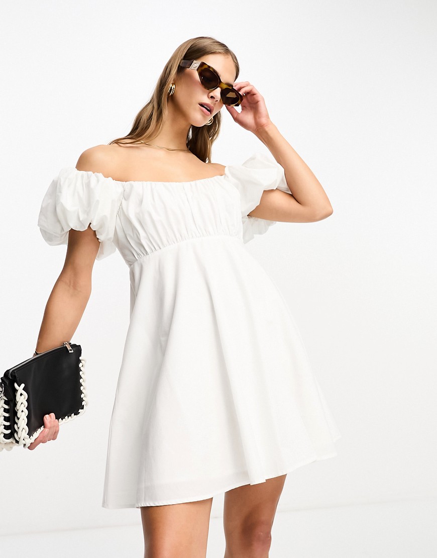 Abercrombie & Fitch scoop neck ruched puff sleeve dress in white