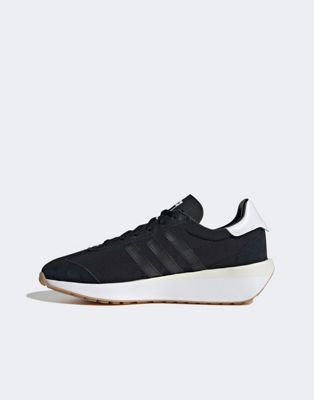 adidas Country XLG trainers
