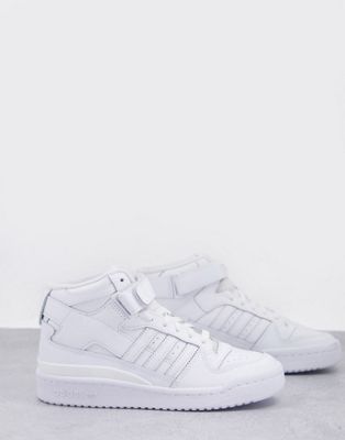 Forum Mid trainers in triple white