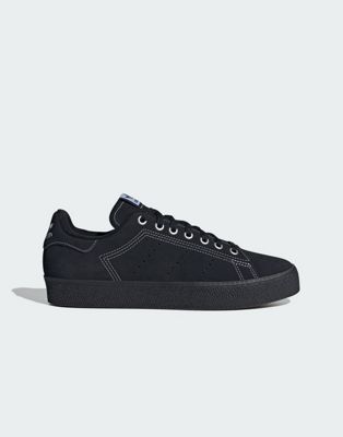 stan smith trainers in black