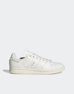 Stan Smith trainers in white and green