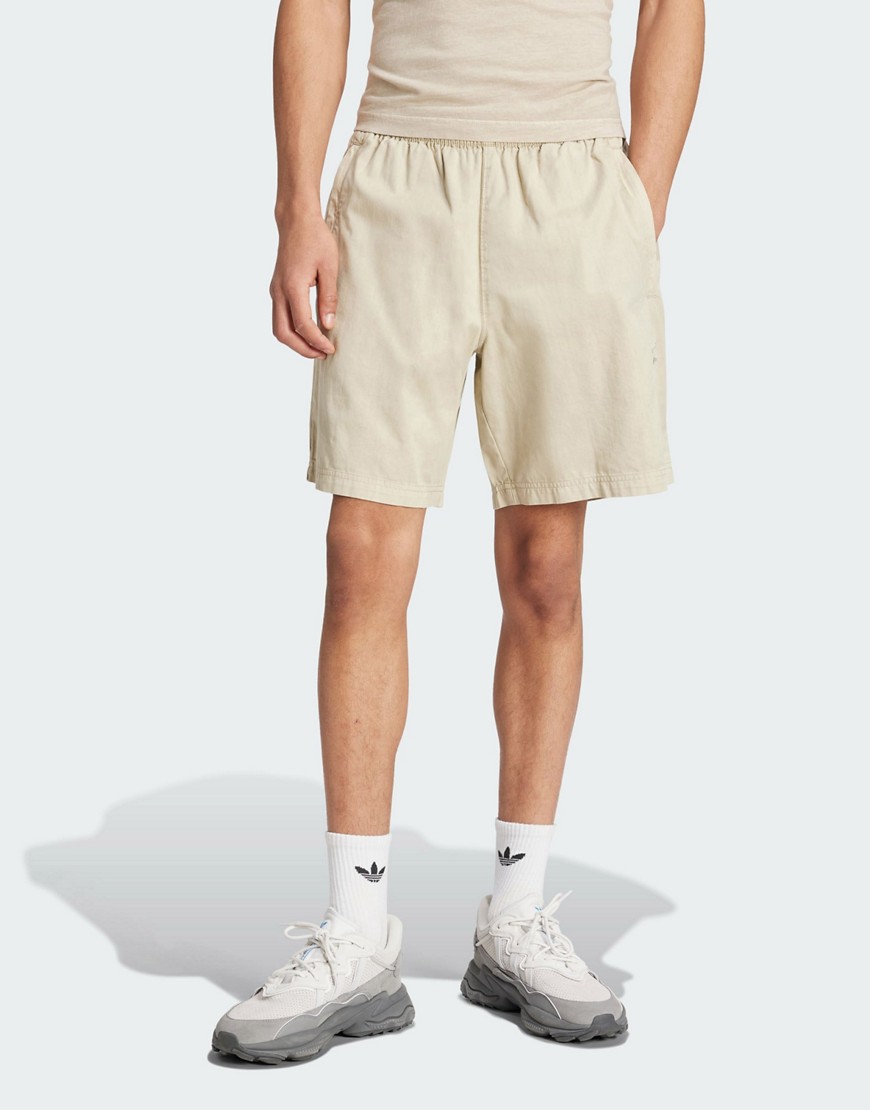 adidas Originals Trefoil Essentials+ Dye woven shorts in beige-Neutral
