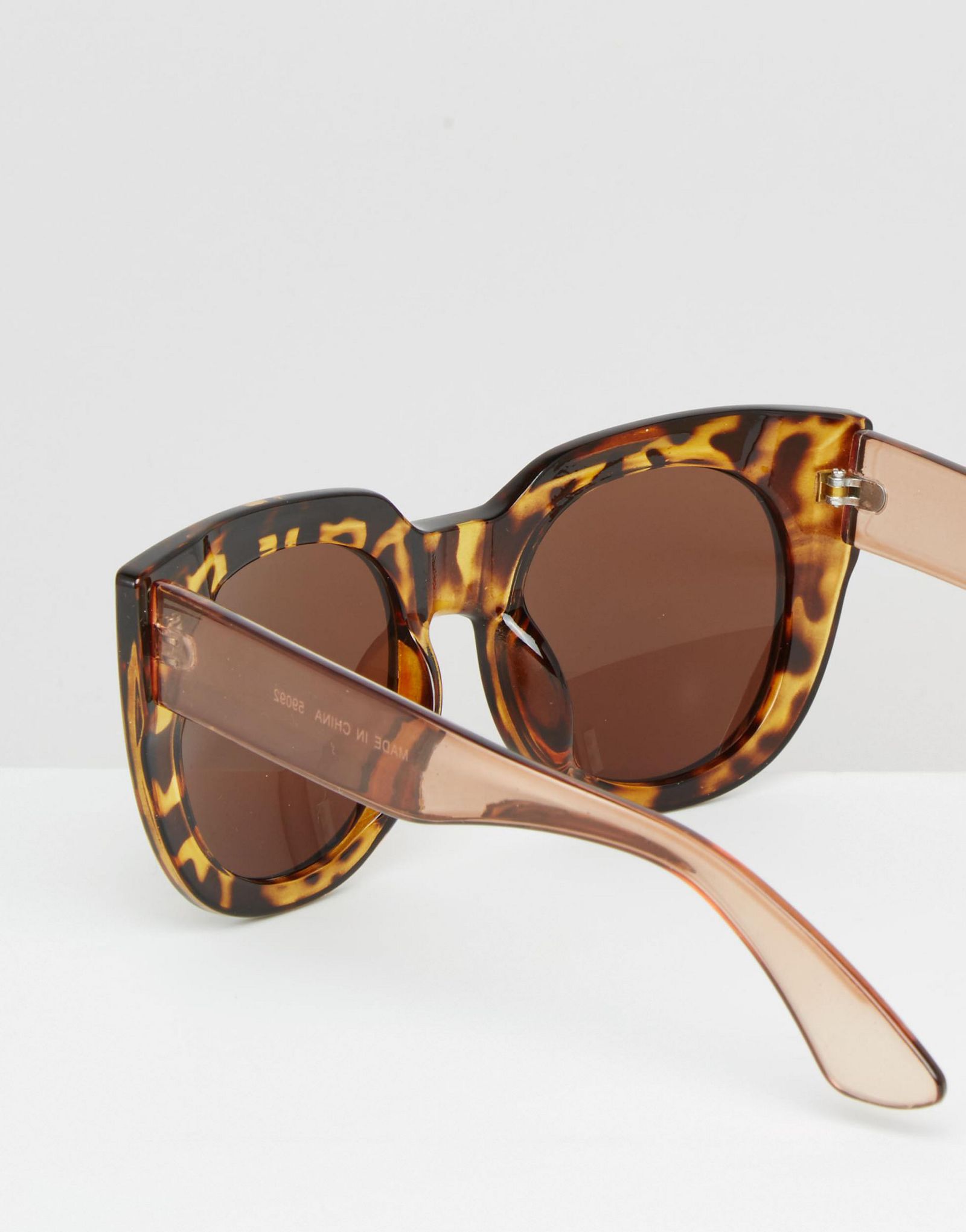 AJ Morgan Heavy Frame Flecked Tortoise Sunglasses