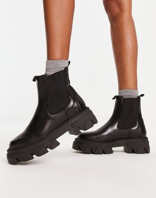 Bigtrek chunky flat ankle boots in black leather