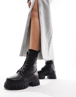 Anchor chunky lace up boots in black