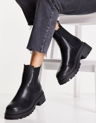 Archer chunky chelsea boots in black