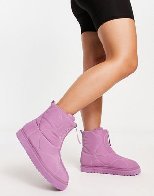 Avenue padded zip front boots in lilac