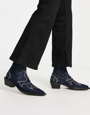cuban heeled chelsea boots In denim with square toe