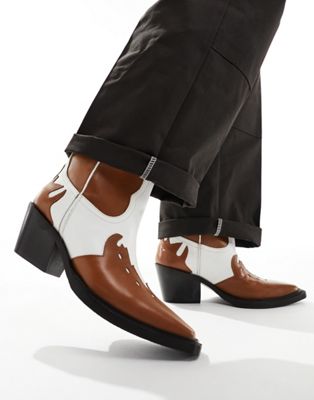 cuban western boot with brown leather with contrast panels