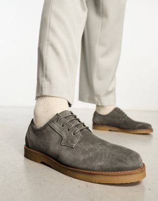derby lace up shoes in grey suede with faux crepe sole