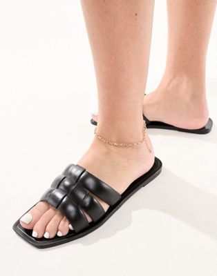 Fame woven jelly flat sandals in black - BLACK