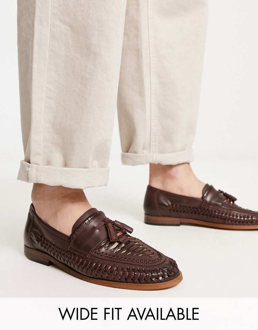 ASOS DESIGN loafers with weave detail in tan leather-Brown