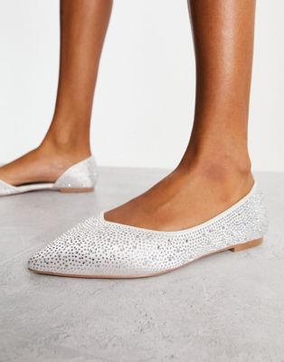 Luscious pointed embellished ballet flats in ivory