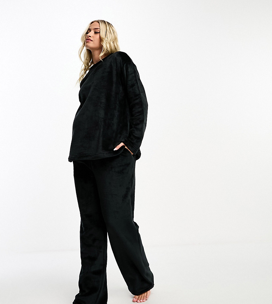 ASOS DESIGN Maternity exclusive lounge super soft fleece sweat & trouser set in black
