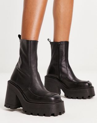 Rider premium leather chunky heeled boots in black