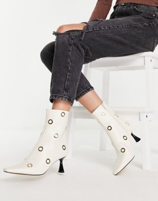 Rush mid-heeled boots with hardware detail in natural