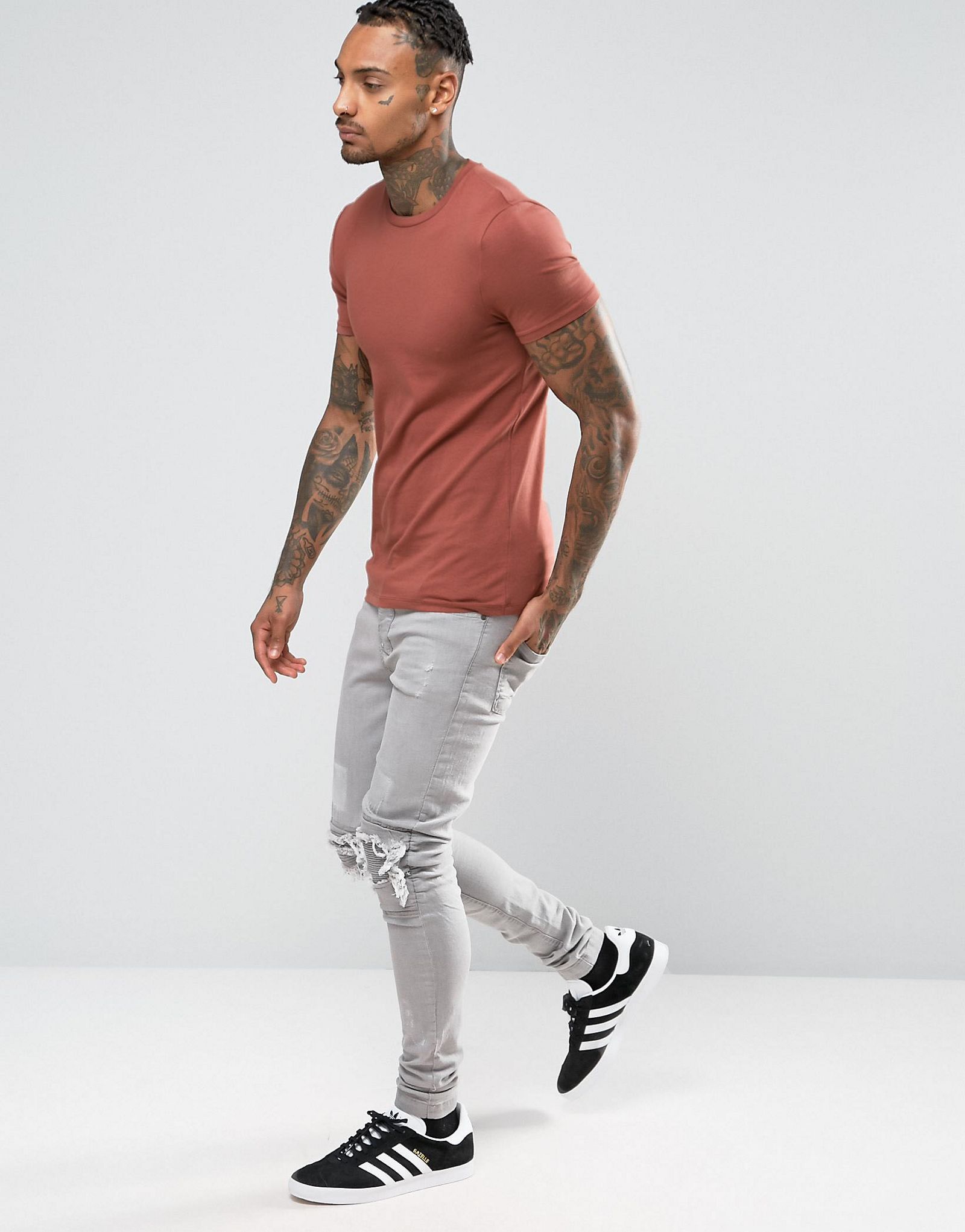 ASOS Extreme Muscle T-Shirt With Crew Neck In Red
