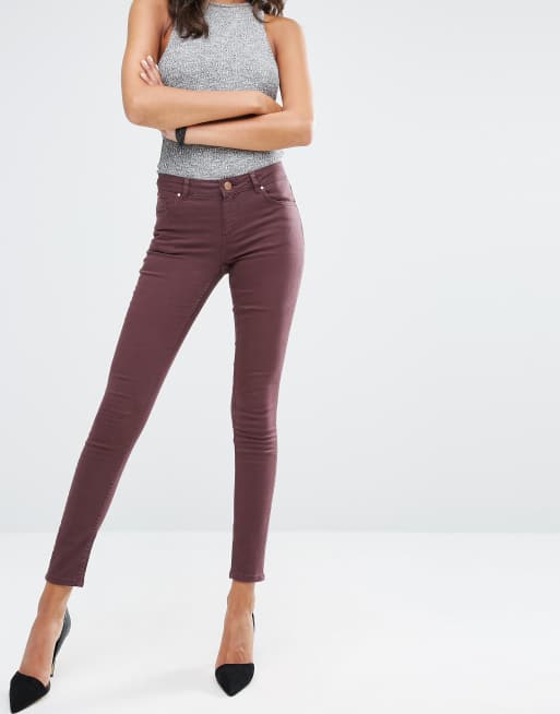 http://images.asos-media.com/products/asos-lisbon-jean-taille-mi-haute-bordeaux-noirci/6894459-1-oxblood?$XXL$&wid=513&fit=constrain