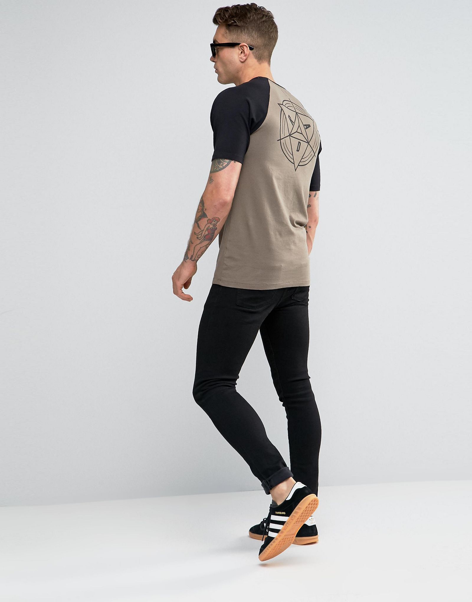 ASOS Longline Muscle T-Shirt With Geo Back Print In Khaki