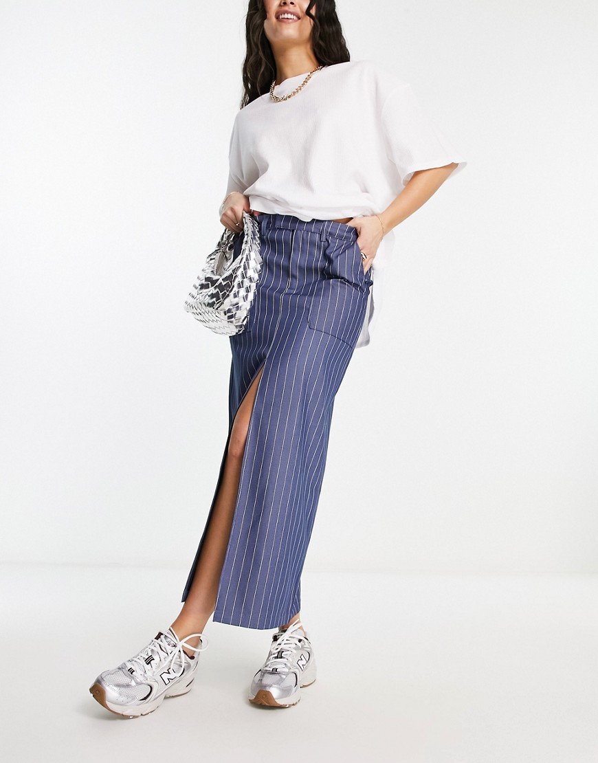 Bershka split front tailored midi skirt co-ord in indigo stripe-Purple