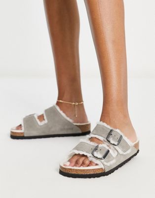 Arizona shearling sandals in grey