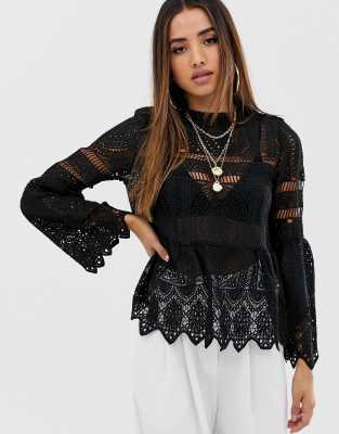 boohoo crochet top