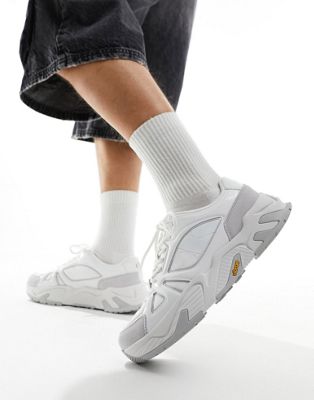 vibram low trainers in white