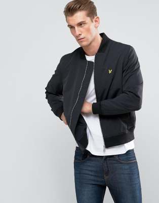 Черный бомбер с логотипом Lyle & Scott
