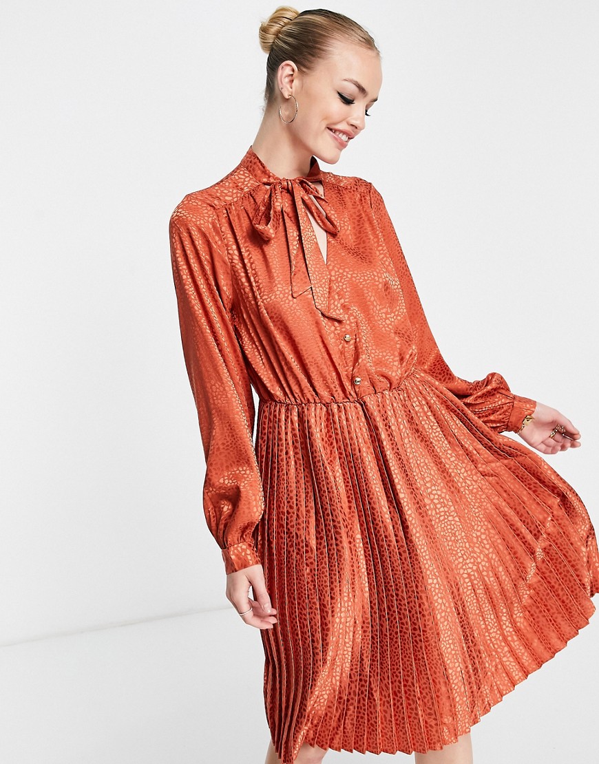Closet London pleated midi dress with neck bow detail in rust-Orange