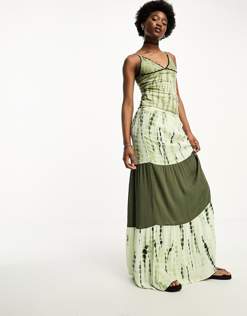 Daisy Street pleated maxi skirt in khaki tie dye co-ord-Green