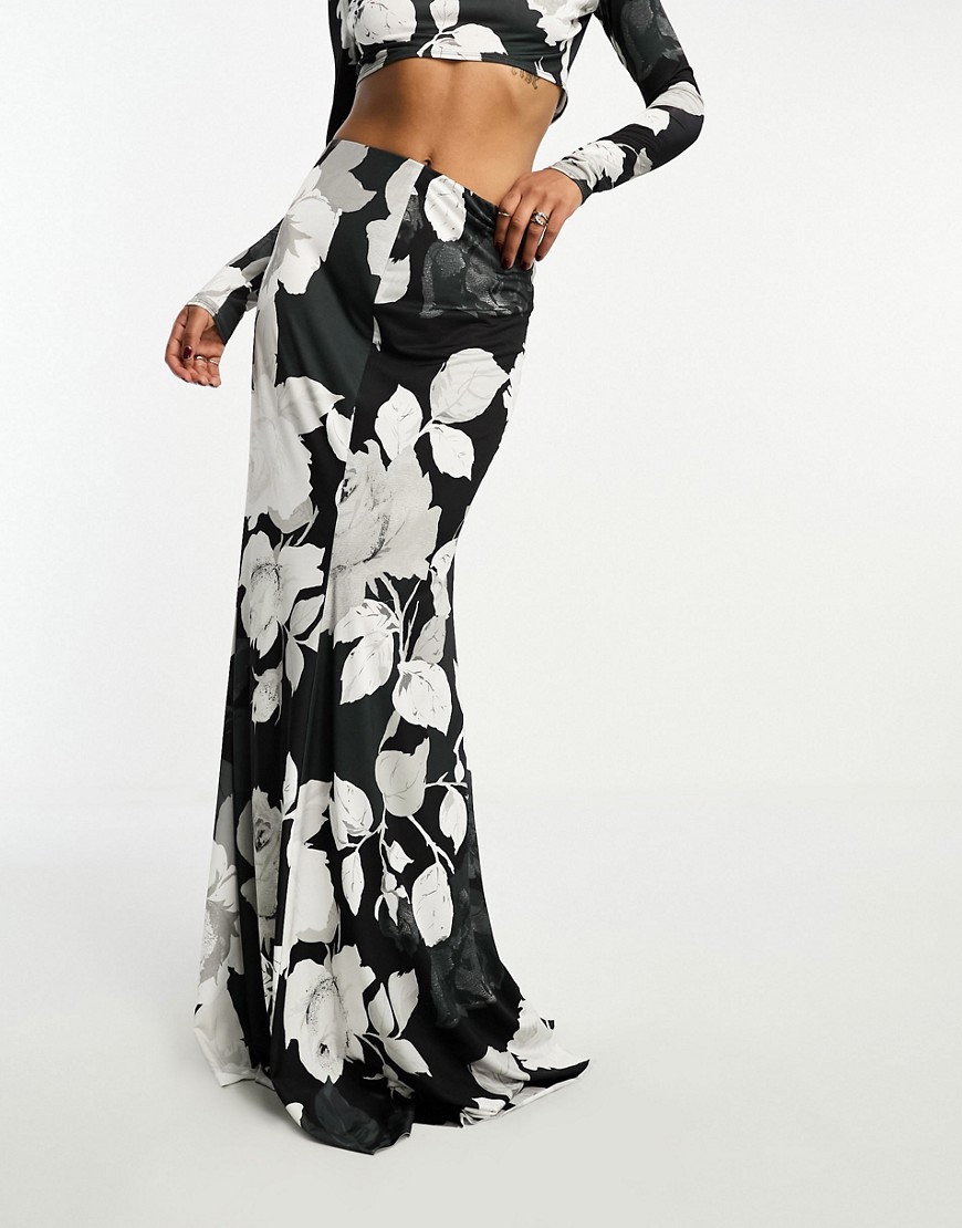 Day 6 puddle length maxi skirt co-ord in black rose print-Multi