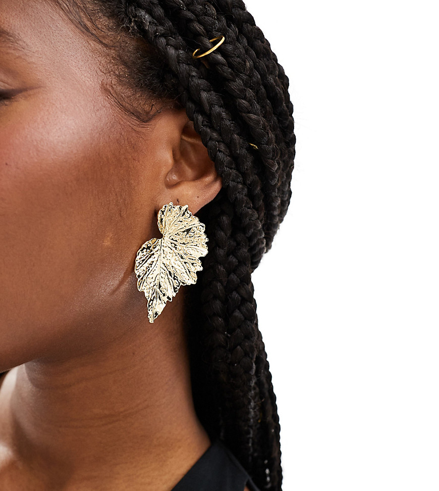 DesignB London textured leaf stud earrings in gold