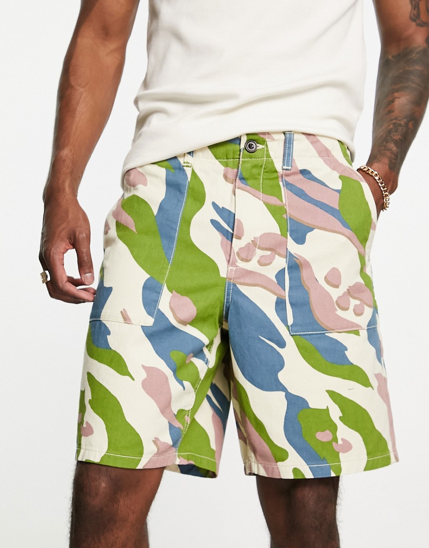 Farah sepel patch printed shorts in off white