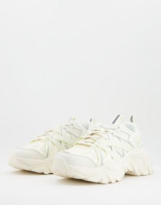 interation trainers in off white