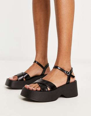 cross strap platform sandals in black